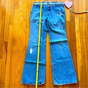 EUC Gap Distressed Finish Original Flare, 100% Cotton, Blue, Embroidery, Size 8L